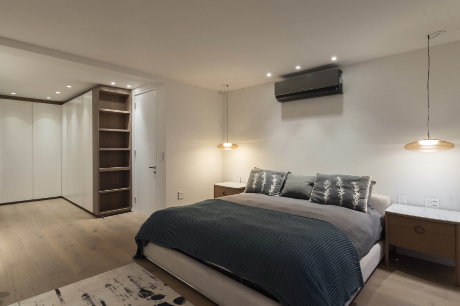 To Let 4 Bedroom Property for Rent in Llandudno Western Cape